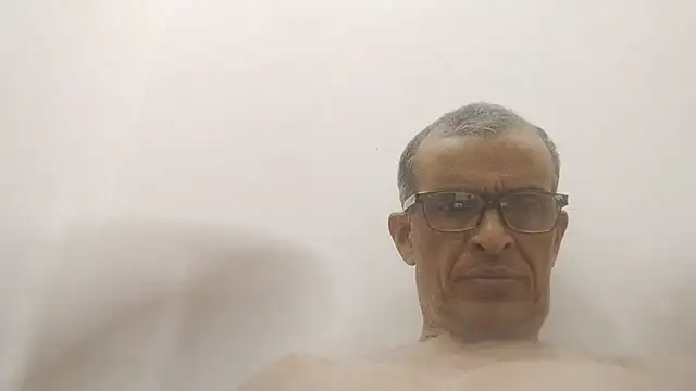 Snapshot of jrfm14 chatting on October 19, 2025, 4:04 am jrfm14 online show from October 19, 2025, 4:04 am