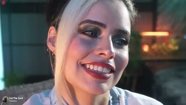 Snapshot of alessa_goreng chatting on October 19, 2025, 8:28 am alessa goreng online show from October 19, 2025, 8:28 am