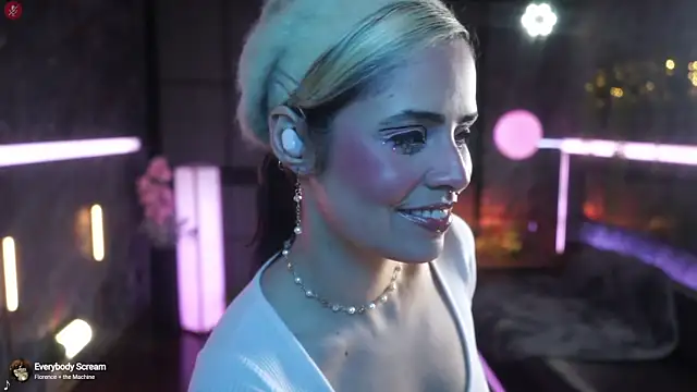 Snapshot of alessa_goreng chatting on October 11, 2025, 8:04 am alessa goreng online show from October 11, 2025, 8:04 am