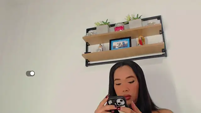 catalinabrawn1 online show from January 13, 2026, 1:26 pm