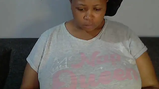 Snapshot of Sexy-queen99xx chatting on October 30, 2025, 6:23 am Sexy-queen99xx online show from October 30, 2025, 6:23 am