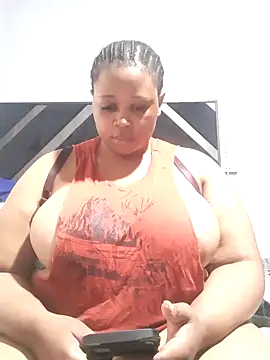 Snapshot of Sexy-queen99xx chatting on September 23, 2025, 7:37 am Sexy-queen99xx online show from September 23, 2025, 7:37 am