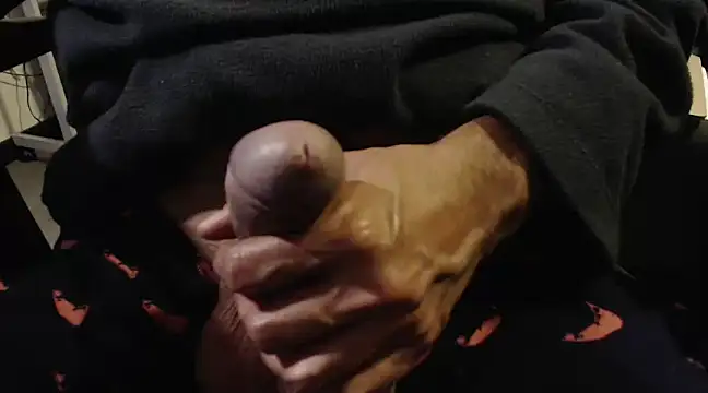 Snapshot of Mysteriousexy chatting on December 5, 2024, 4:37 am Mysteriousexy online show from December 5, 2024, 4:37 am