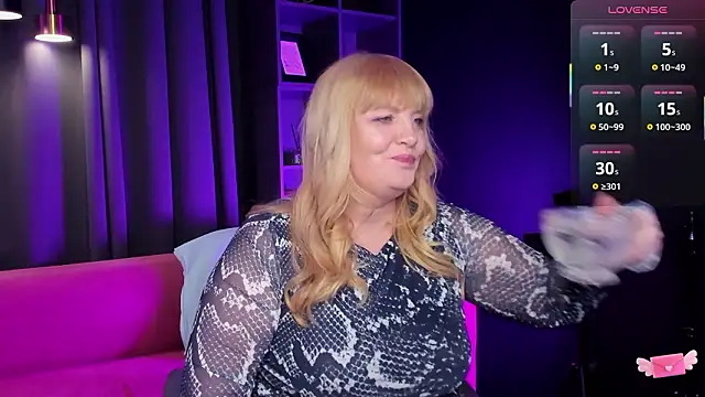 Snapshot of NicoleKind chatting on February 7, 2026, 5:26 am NicoleKind online show from February 7, 2026, 5:26 am