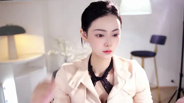 Ocean--Lili online show from February 1, 2026, 12:03 pm