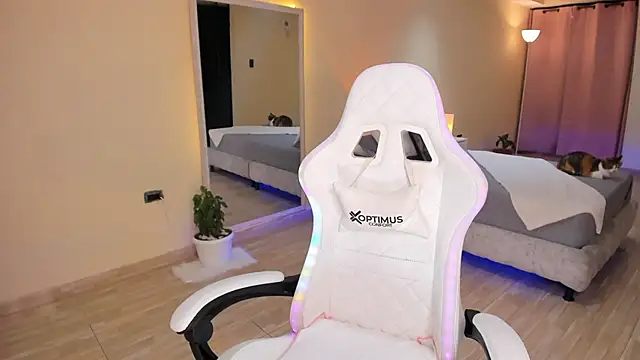 Snapshot of carleee_winter chatting on September 27, 2025, 11:44 pm carleee winter online show from September 27, 2025, 11:44 pm