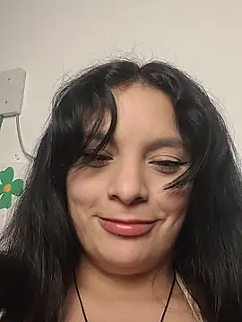 Snapshot of ZaraHoney chatting on October 22, 2025, 5:51 am ZaraHoney online show from October 22, 2025, 5:51 am