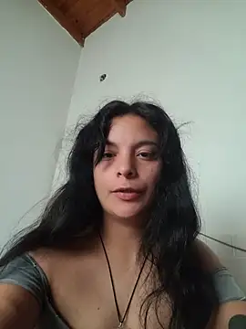 Snapshot of ZaraHoney chatting on October 12, 2025, 4:41 pm ZaraHoney online show from October 12, 2025, 4:41 pm