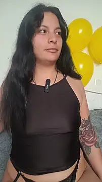 Snapshot of ZaraHoney chatting on October 2, 2025, 3:37 pm ZaraHoney online show from October 2, 2025, 3:37 pm