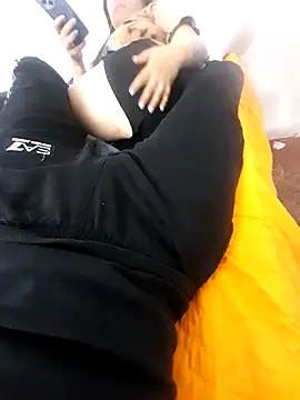 Snapshot of Kralsl chatting on November 1, 2025, 10:20 am Kralsl online show from November 1, 2025, 10:20 am