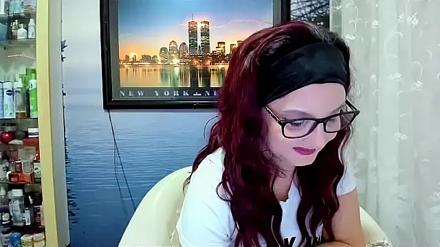 Snapshot of Mature4you44 chatting on February 24, 2025, 8:27 am Mature4you44 online show from February 24, 2025, 8:27 am