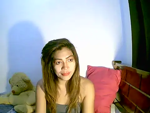 sweetvirginia01 online show from January 15, 2026, 9:18 pm