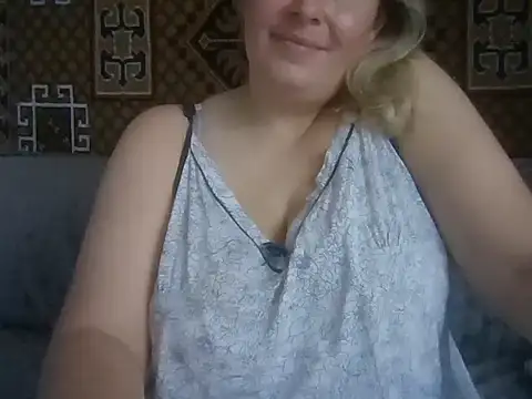 Snapshot of Diana_Britt chatting on September 30, 2025, 6:52 am Diana Britt online show from September 30, 2025, 6:52 am