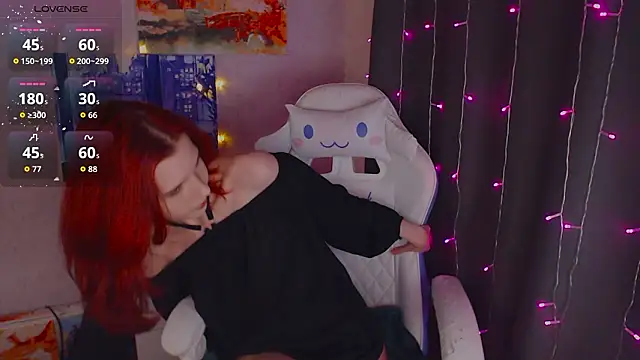 mslilunicorn online show from March 12, 2026, 7:29 pm