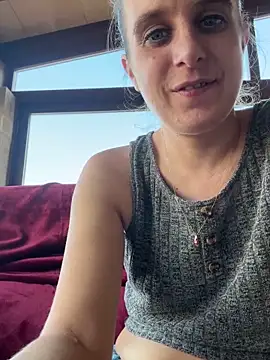 LadyChantale online show from December 16, 2025, 8:51 am