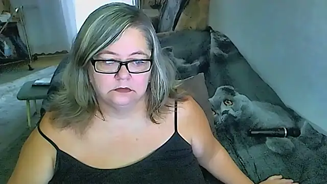 Snapshot of sex2 chatting on September 12, 2025, 12:11 am sex2 online show from September 12, 2025, 12:11 am