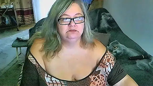 Snapshot of sex2 chatting on September 30, 2025, 5:46 am sex2 online show from September 30, 2025, 5:46 am