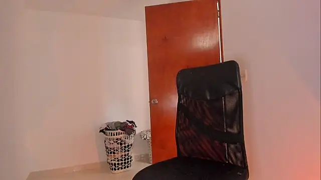 Giordano Russo online show from April 13, 2026, 2:10 pm