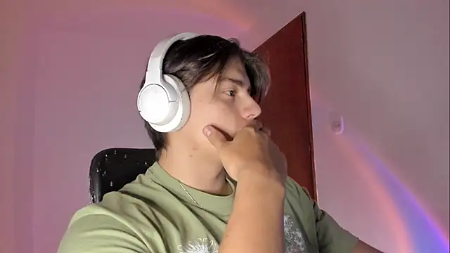 Giordano Russo online show from March 30, 2026, 11:39 pm