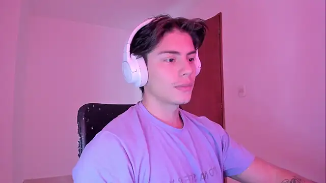 Giordano Russo online show from October 18, 2025, 7:05 pm