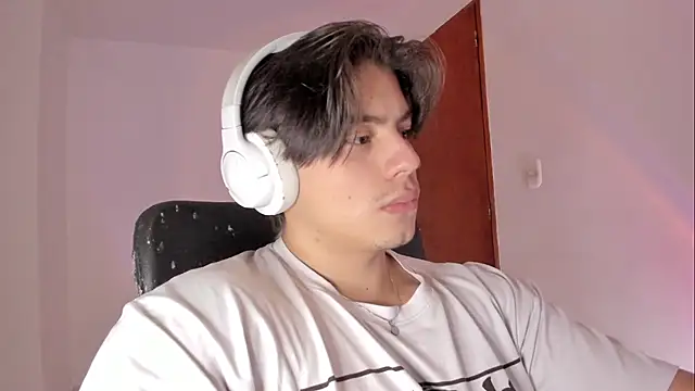 Giordano Russo online show from April 4, 2026, 4:46 pm