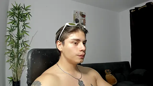Giordano Russo online show from February 25, 2025, 12:36 am