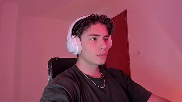 Giordano Russo online show from October 10, 2025, 9:04 pm