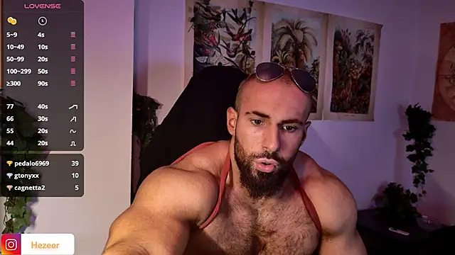 Snapshot of Musculus6 chatting on October 2, 2025, 12:25 am Musculus6 online show from October 2, 2025, 12:25 am