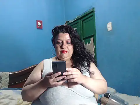 Snapshot of Lauren_baby chatting on February 6, 2026, 9:55 pm Lauren baby online show from February 6, 2026, 9:55 pm