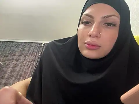 GumusGuray online show from February 10, 2025, 12:29 pm