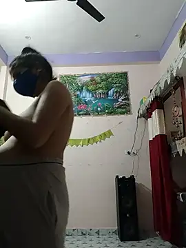 Snapshot of maahi-satva chatting on October 28, 2025, 2:23 am maahi-satva online show from October 28, 2025, 2:23 am