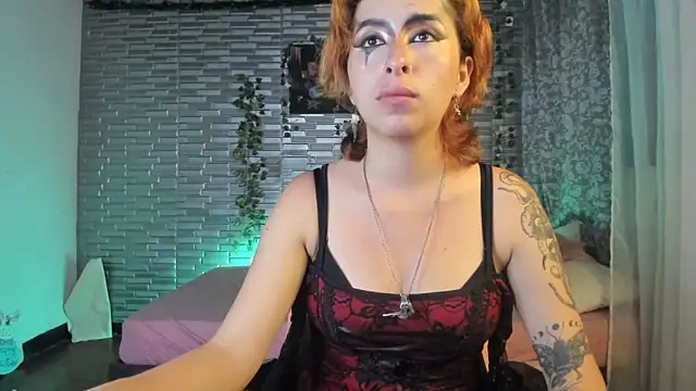 Snapshot of Ginger_Sweetty chatting on October 26, 2025, 12:44 am Ginger Sweetty online show from October 26, 2025, 12:44 am