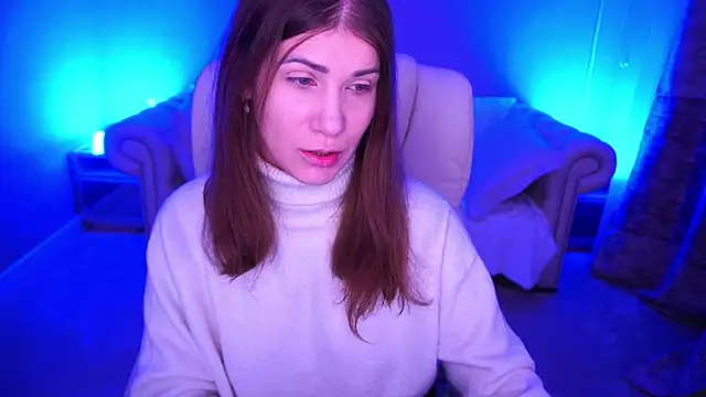 CassandraGood online show from December 3, 2025, 7:19 am