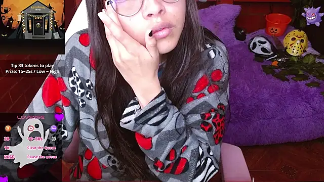 MidoriQuiinn online show from October 4, 2025, 2:18 pm