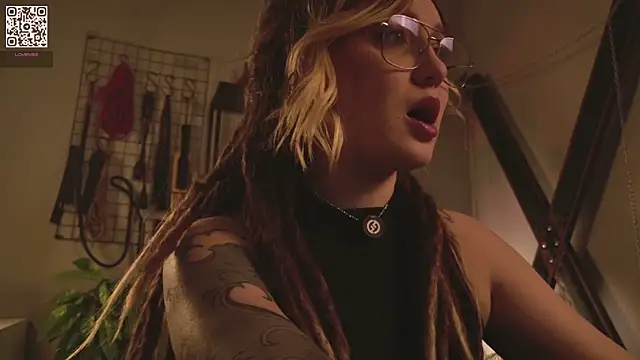 Snapshot of VortexProject chatting on November 28, 2025, 1:11 pm VortexProject online show from November 28, 2025, 1:11 pm