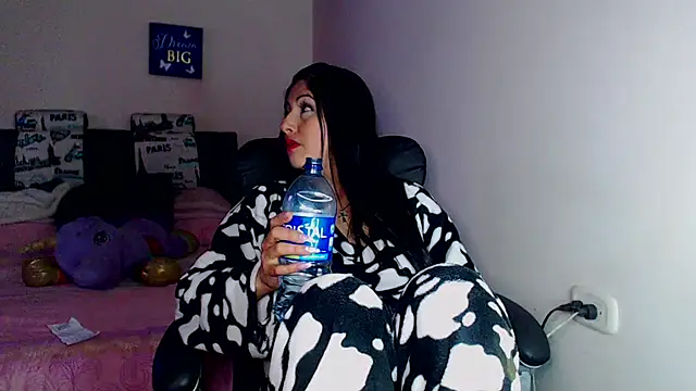 Snapshot of sahtlove1 chatting on February 7, 2025, 3:23 am sahtlove1 online show from February 7, 2025, 3:23 am