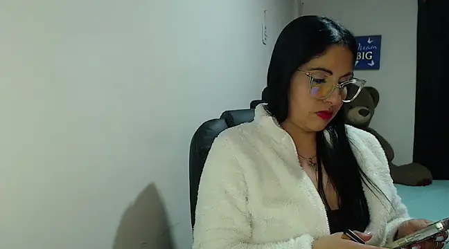 Snapshot of sahtlove1 chatting on March 21, 2025, 5:32 am sahtlove1 online show from March 21, 2025, 5:32 am