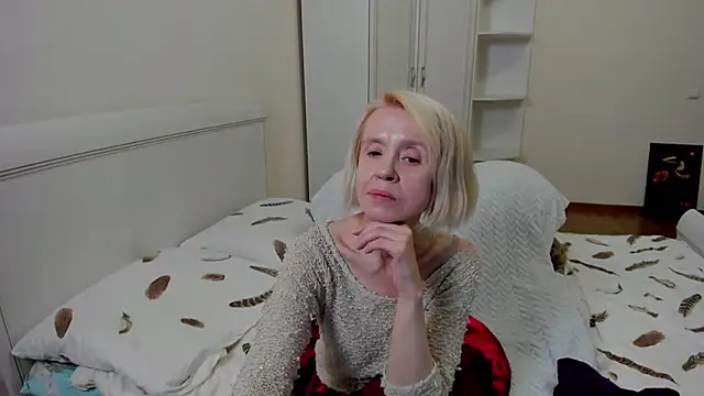 Snapshot of aminalive chatting on October 10, 2025, 6:31 pm aminalive online show from October 10, 2025, 6:31 pm