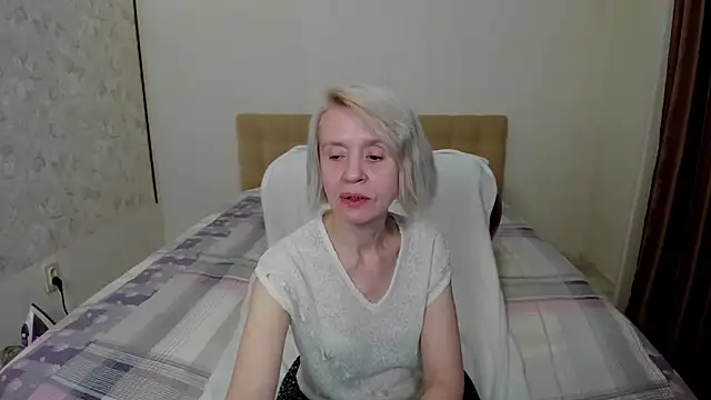 Snapshot of aminalive chatting on September 17, 2025, 4:31 pm aminalive online show from September 17, 2025, 4:31 pm