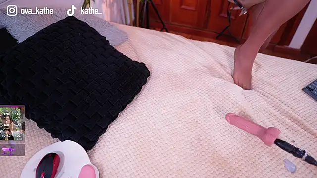 Lucy fit online show from November 17, 2025, 10:08 am