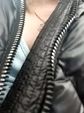 Arina smiles online show from February 9, 2025, 4:07 pm