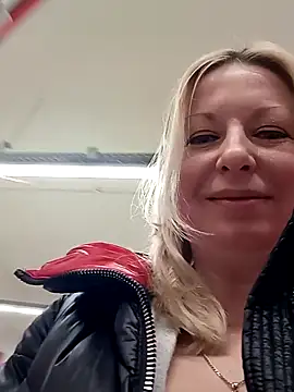 Arina smiles online show from February 2, 2025, 4:43 pm