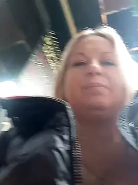 Arina smiles online show from December 27, 2024, 3:37 pm