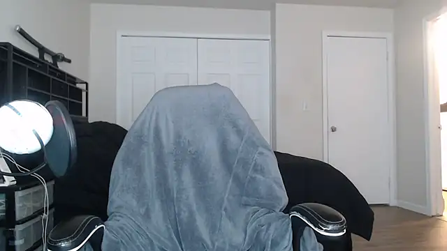 ChrisVacher online show from April 17, 2026, 8:11 pm