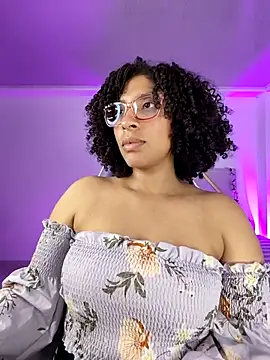 Snapshot of DannaBerry chatting on October 21, 2025, 4:28 pm DannaBerry online show from October 21, 2025, 4:28 pm