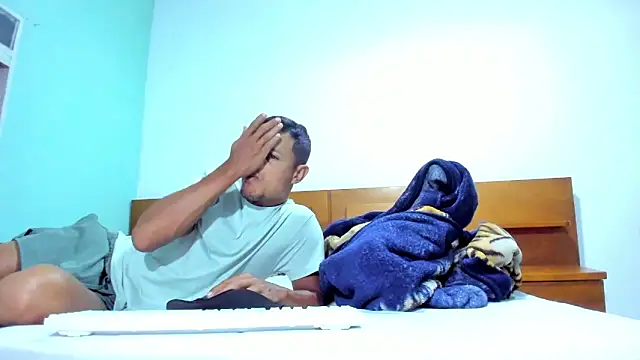 Maik James online show from October 18, 2025, 8:49 am