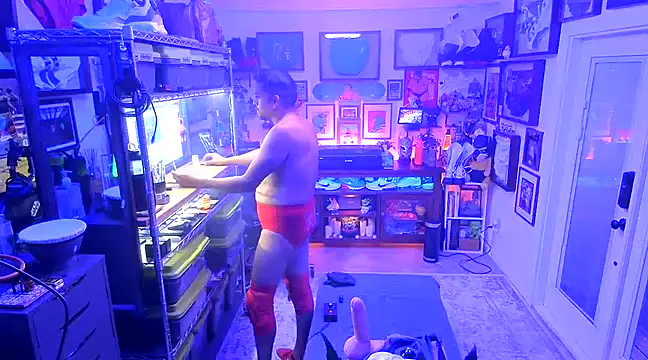 Snapshot of Briefs_bud chatting on December 11, 2024, 5:53 am Briefs bud online show from December 11, 2024, 5:53 am