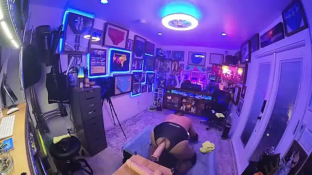 Snapshot of Briefs_bud chatting on February 14, 2025, 3:11 am Briefs bud online show from February 14, 2025, 3:11 am