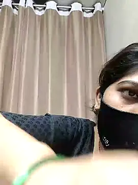 Snapshot of Your_chahat chatting on January 10, 2025, 1:21 am Your chahat online show from January 10, 2025, 1:21 am