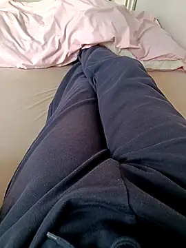 Snapshot of ScalicHat69 chatting on October 18, 2025, 1:02 pm ScalicHat69 online show from October 18, 2025, 1:02 pm